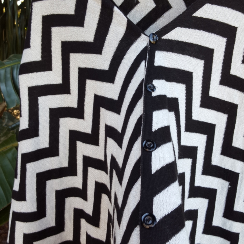 Geometric Silver Striped Cape - image 4